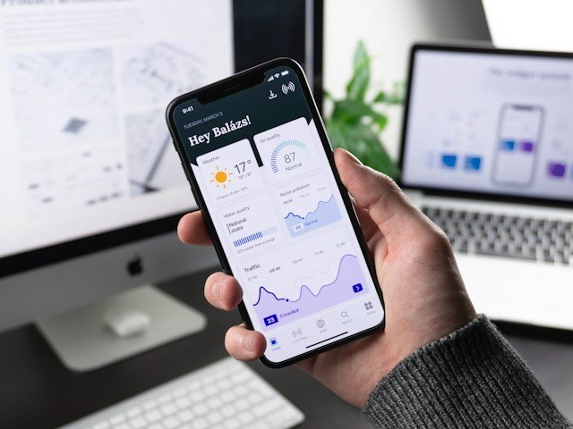 How Budgeting Apps Categorize Your Spending Automatically