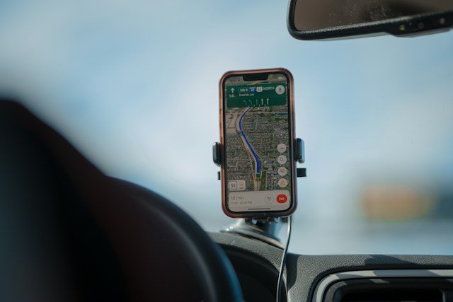 What Is Usage-Based Insurance (Telematics) and How It’s Tracked